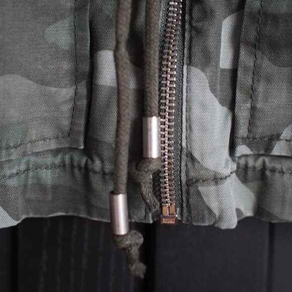 Old Navy | Camouflage Cotton Utility Jacket - Picture 3 of 6